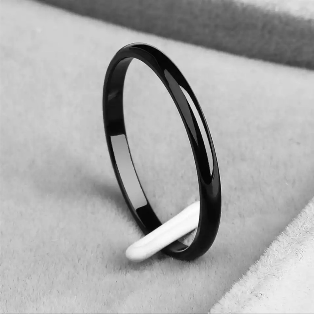 New 2mm Men Women Thin Titanium Steel Ring Black